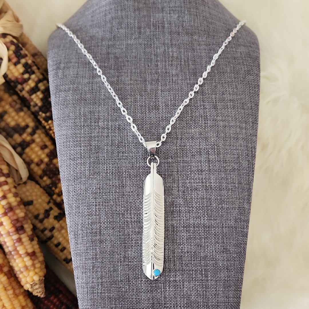 Nwot Native American Navajo Sterling & Turquoise Feather Pendant Necklace